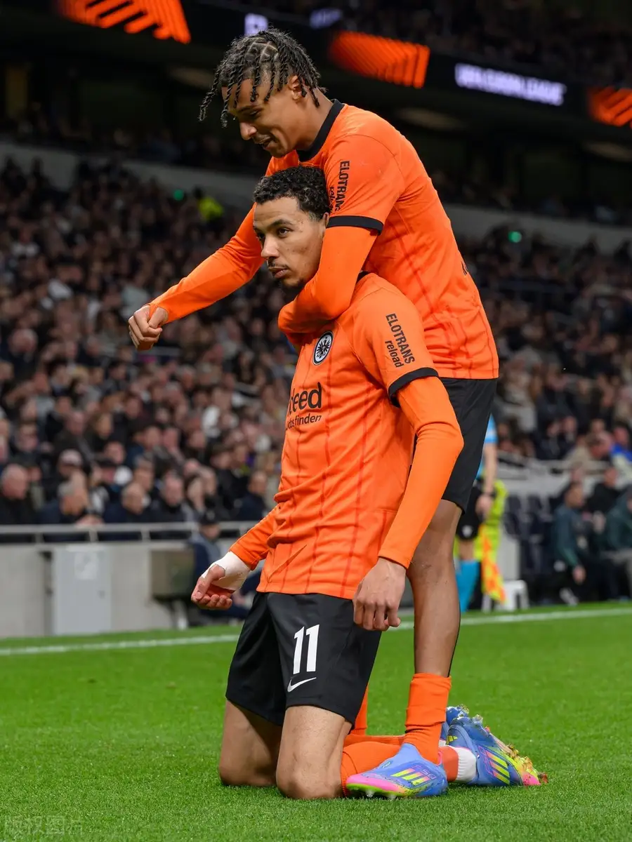 赛前体能课后,托特纳姆手感冰凉备战欧联,媒体盛赞,年轻球员得到机会(佩特莉可的阴霾任务攻略) 赛前体能课后,托特纳姆手感冰凉备战欧联,媒体盛赞,年轻球员得到机会(佩特莉可的阴霾任务攻略)