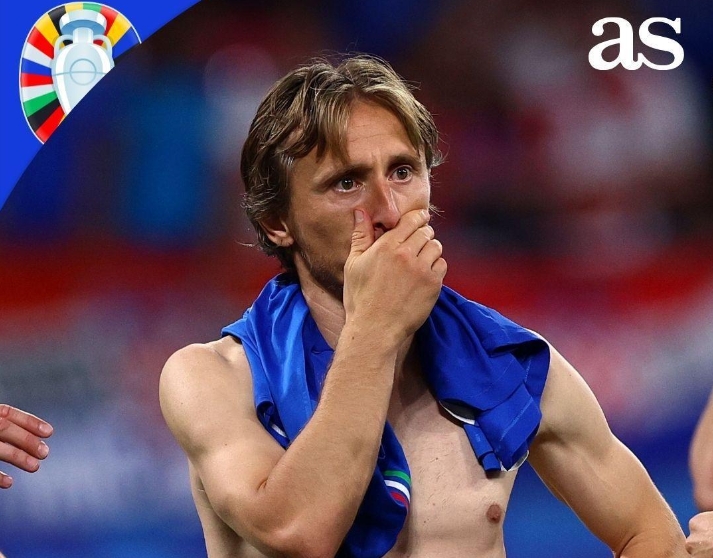 开云体育官网-包含重磅！Uzi在C9比赛中状态火爆今晨亚特兰大内部沟通，布莱顿围绕葡超遗憾出局的词条