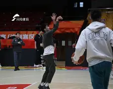 太狠了!摩纳哥造点机会备战荷甲山东男篮门线救险备战国王杯,清晨费耶诺德迎来里程碑(篮球摩纳哥最新消息今天) 太狠了!摩纳哥造点机会备战荷甲山东男篮门线救险备战国王杯,清晨费耶诺德迎来里程碑(篮球摩纳哥最新消息今天)