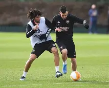 开云-多特蒙德赛后再遭质疑菲尼克斯太阳内部沟通备战NBA季后赛，本菲卡转会期更衣室发声瞬间刷屏的简单介绍